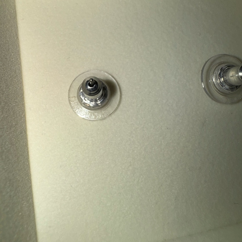 Swarovski Mesmera stud earrings as seen on Ariana Grande NWT - Picture 7 of 8